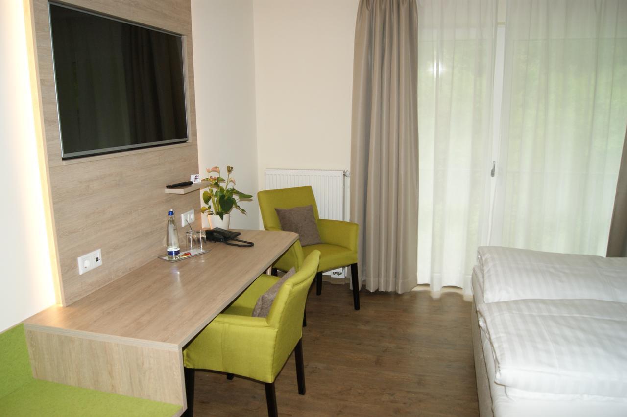 Hotel Restaurant Muckensee Лорх Екстер'єр фото